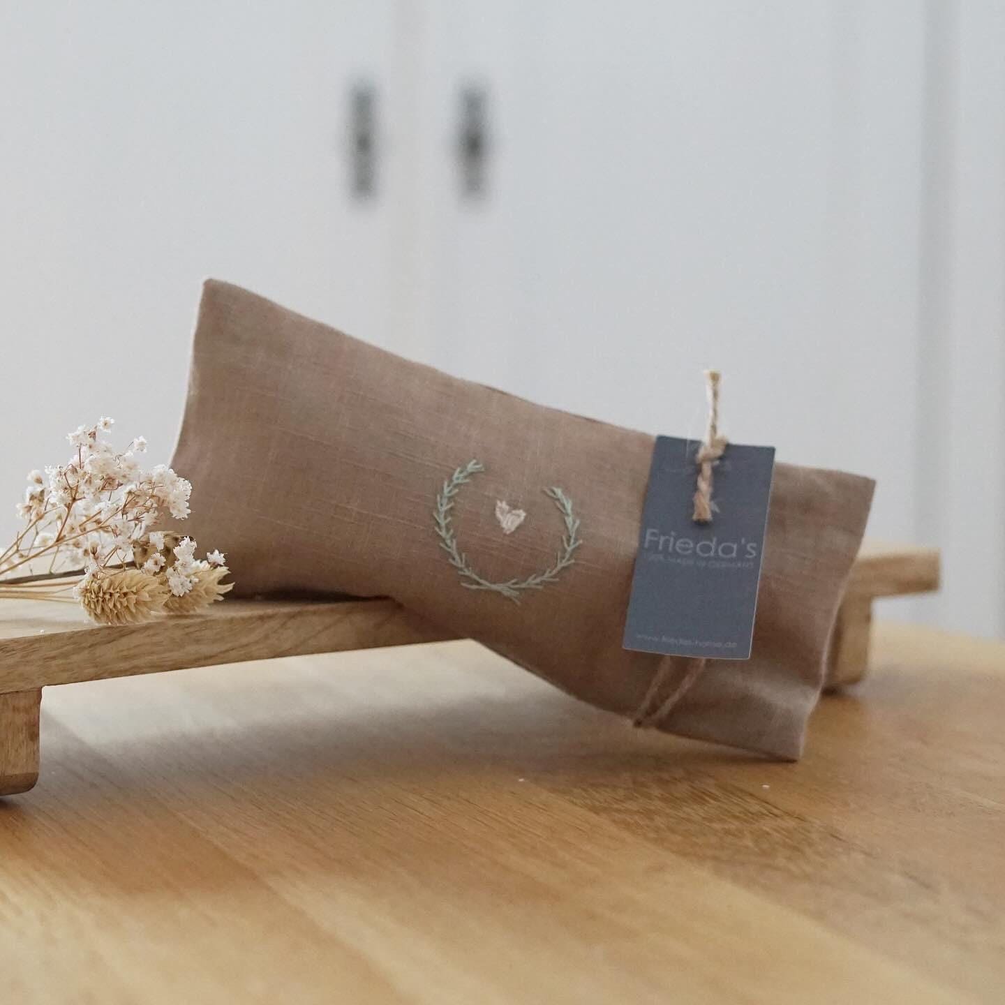 Augenkissen Lavendel Lavendelfüllung Naturmaterial Leinen Uni Vegan Herzkranzl Augenkissen Lavendel Lavendelfüllung Naturmaterial Leinen Uni Vegan Herzkranzl von Etsy - FriedasManufactory