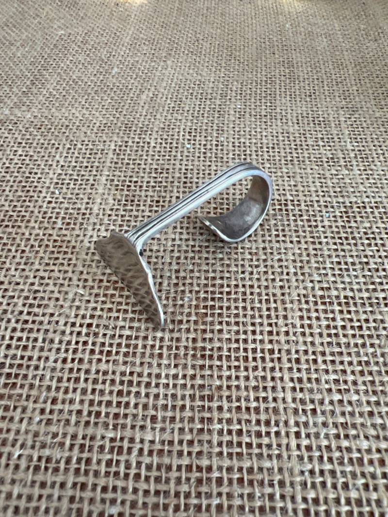 Ein Süßer Jw & C0 Silber Baby Schieber von Etsy - FroggyBrocante