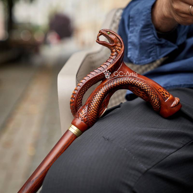Gehstock Aus Holz Cobra Schlange - Geschnitzter Griff Bestes Geschenk Für Mann Frau Sie Und Ihn Designer Art von Etsy - GCArtis