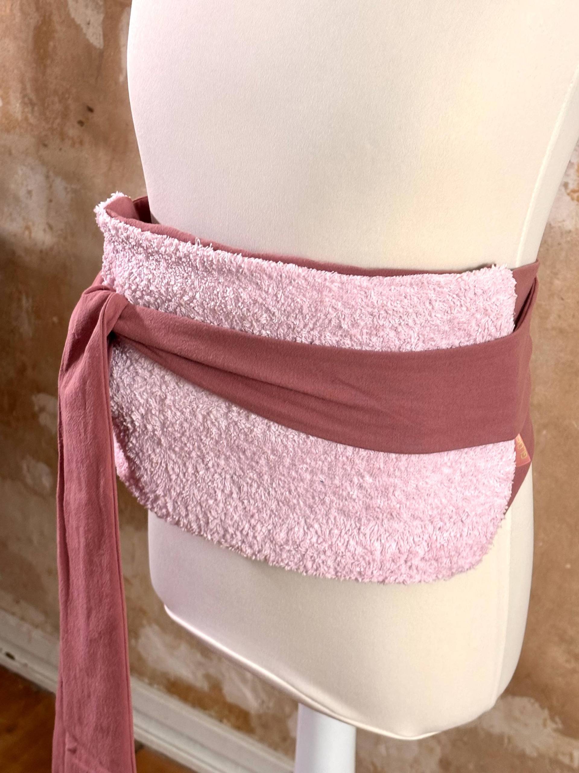 Wärmflasche Zum Umbinden - Nachhaltiger Gurt Aus Vintage Handtuch Wärmflasche Zum Umbinden - Nachhaltiger Gurt Aus Vintage Handtuch von Etsy - GLUECKSTUECK