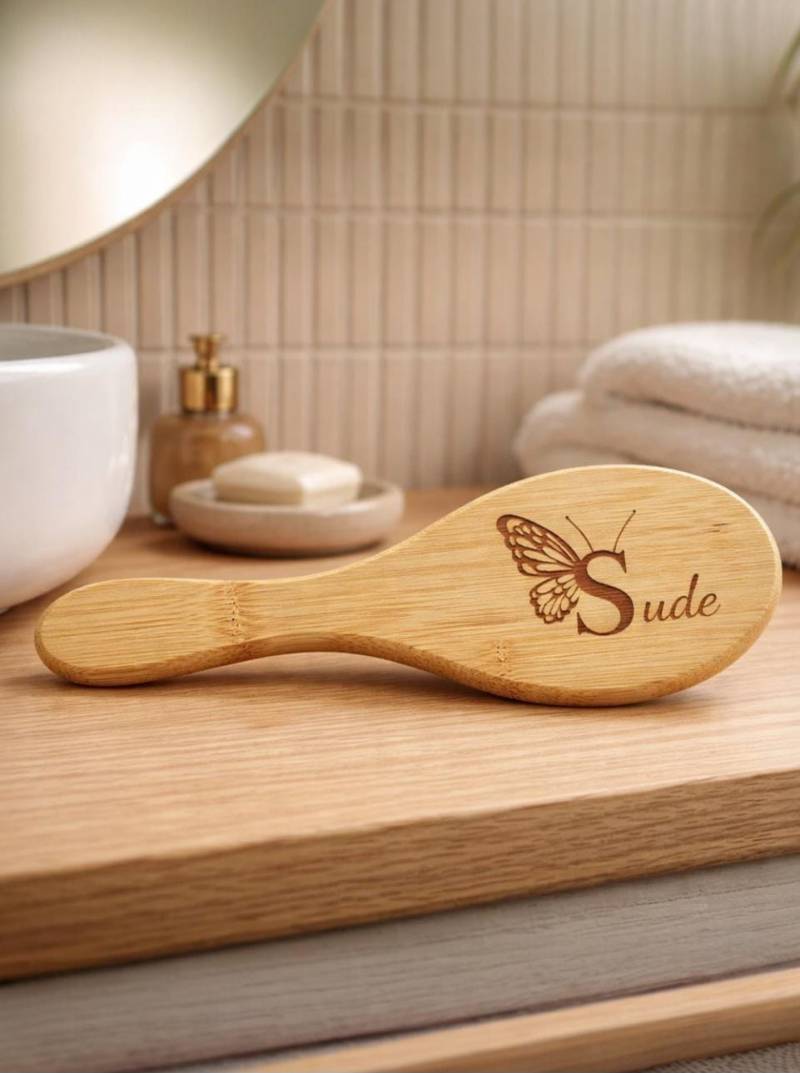 Personalisierbare Haarbürste Personalisierbare Haarbürste von Etsy - GRAVOO