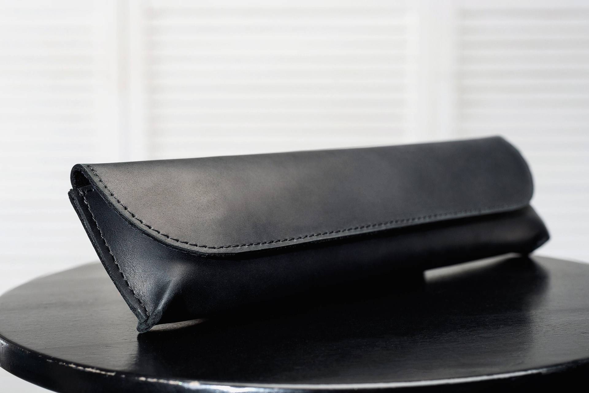 Kamm-Ledertasche, Tasche Für Kämme Und Haarwerkzeuge, Haarbürstenetui, Friseurtasche, Haarbürsten-Ledertasche, Lederkammtasche Kamm-Ledertasche, Tasche Für Kämme Und Haarwerkzeuge, Haarbürstenetui, Friseurtasche, Haarbürsten-Ledertasche, Lederkammtasche von Etsy - GUSHbgs
