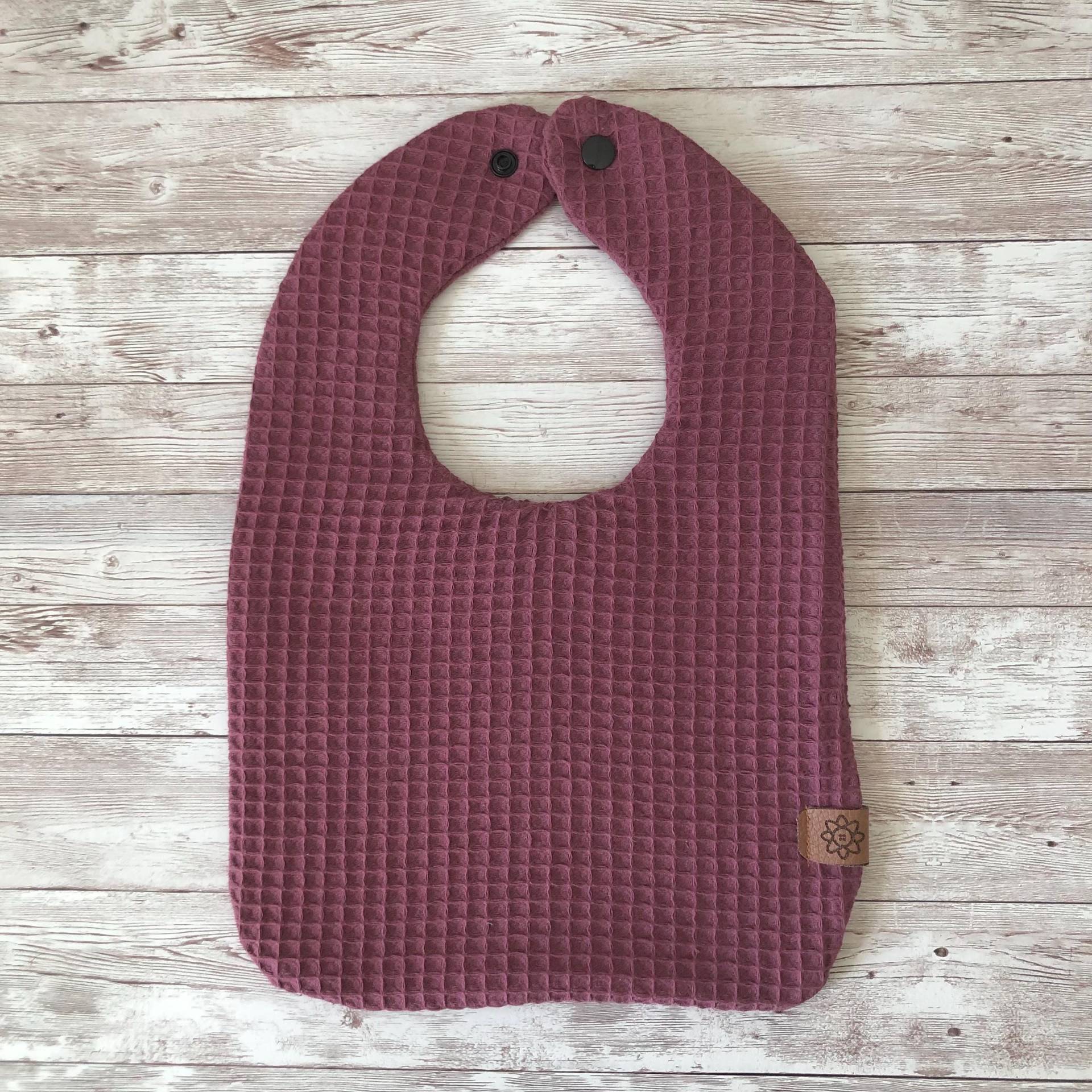 Babylatz/Lätzchen Spucktuch - Weinrot Babylatz/Lätzchen Spucktuch - Weinrot von Etsy - GUTgenaeht