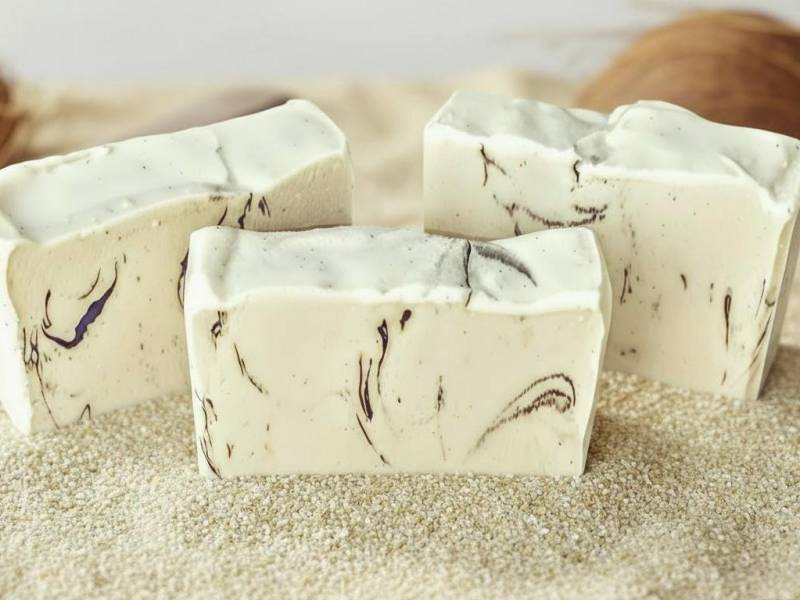 Kaltprozess-Kokosmilchseife Empfindliche Haut, Kakaowirbel von Etsy - GailsHomemadeSoaps