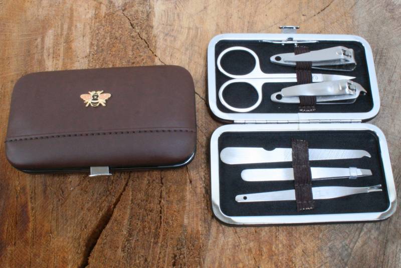 Biene Emaille Design Maniküre/Pediküre Set Nagelknipser Imker Weihnachtsgeschenk 028 von Etsy - GamekeepersGifts