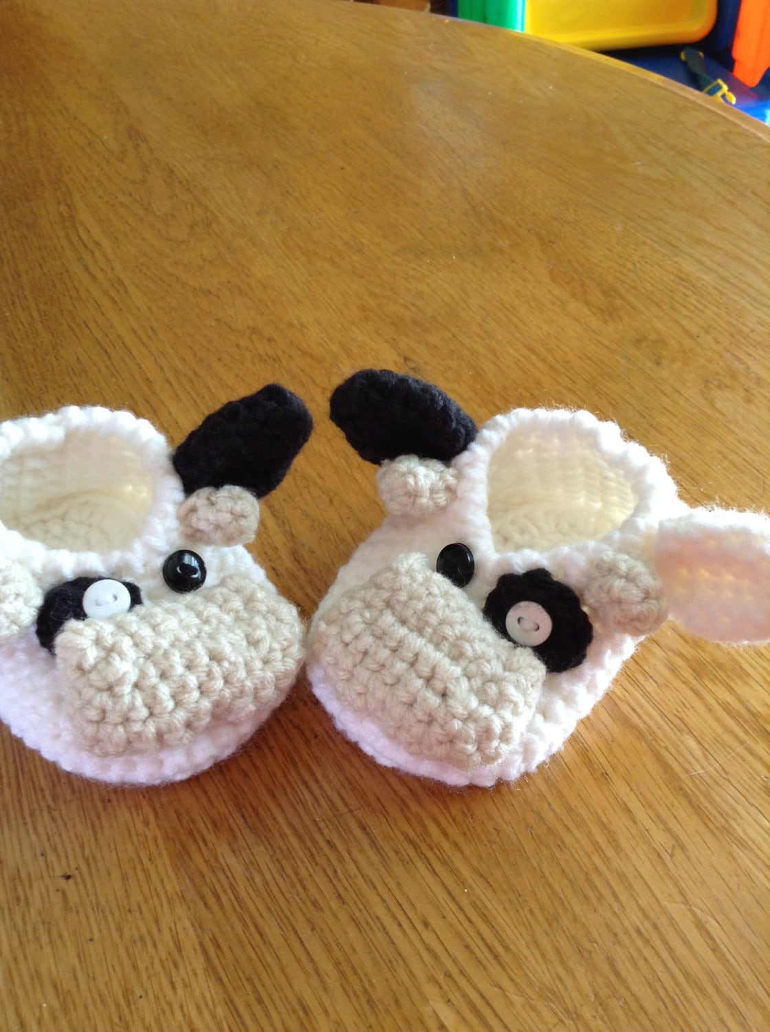 Entzückende Kuh Booties. Handgefertigt von Etsy - GandlcreationsShop