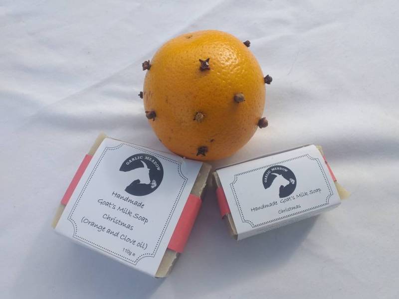 Handgemachte Ziegenmilchseife - Weihnachten | Orangen- Und Nelkenknospenöl Naturseife Handgemachte Ziegenmilchseife - Weihnachten | Orangen- Und Nelkenknospenöl Naturseife von Etsy - GarlicMeadow