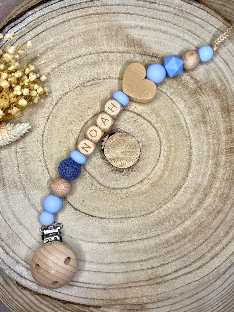 Schnullerkette Einfarbig - Holz Und Silikonkugeln Als Geschenk Zur Geburt, Taufe Oder Babyparty von Etsy - GiMiNu