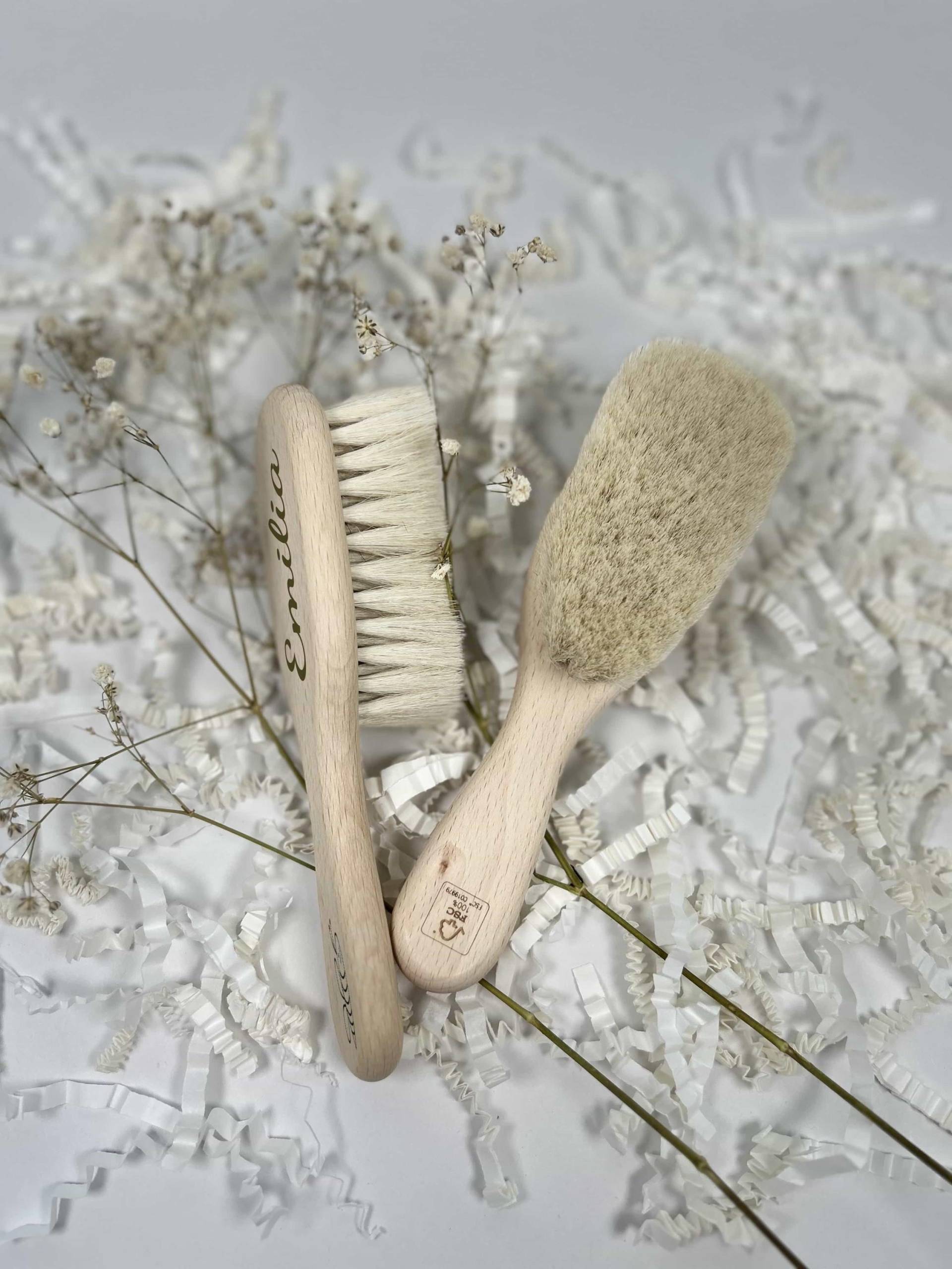 Personalisierte Babybürste Mit Naturborsten - Ideales Geschenk Für Neugeborene, Babyshower & Frischgebackene Eltern von Etsy - GiftFactoryShopDe
