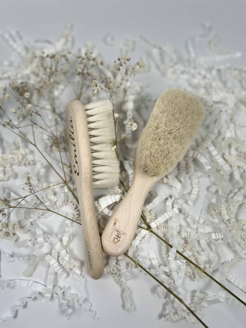Personalisierte Babybürste Mit Naturborsten - Ideales Geschenk Für Neugeborene, Babyshower & Frischgebackene Eltern von Etsy - GiftFactoryShopDe