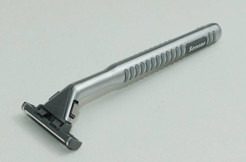 Gillette Sensor Exel Rasierer Neu Nassrasierer + 1 Doppelklinge Silber Grau Nos Razor Rasoio Rasoir von Etsy - GilletteContour