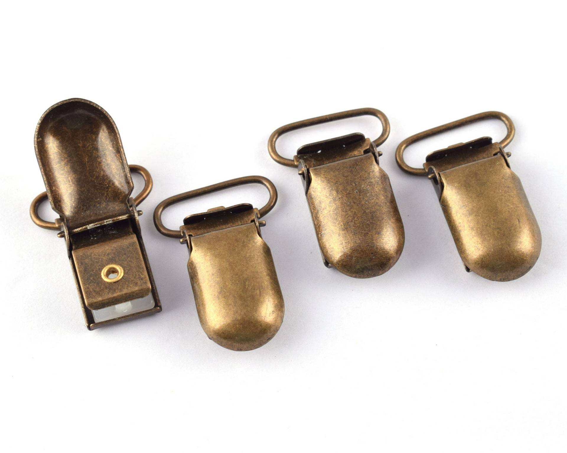 U Form Genmetal Band Clip Schnullerclip Bronze Baby Hosenträger Kam Clips Halter Schnuller Schnuller U Form Genmetal Band Clip Schnullerclip Bronze Baby Hosenträger Kam Clips Halter Schnuller Schnuller von Etsy - GinAccessoriesHeaven