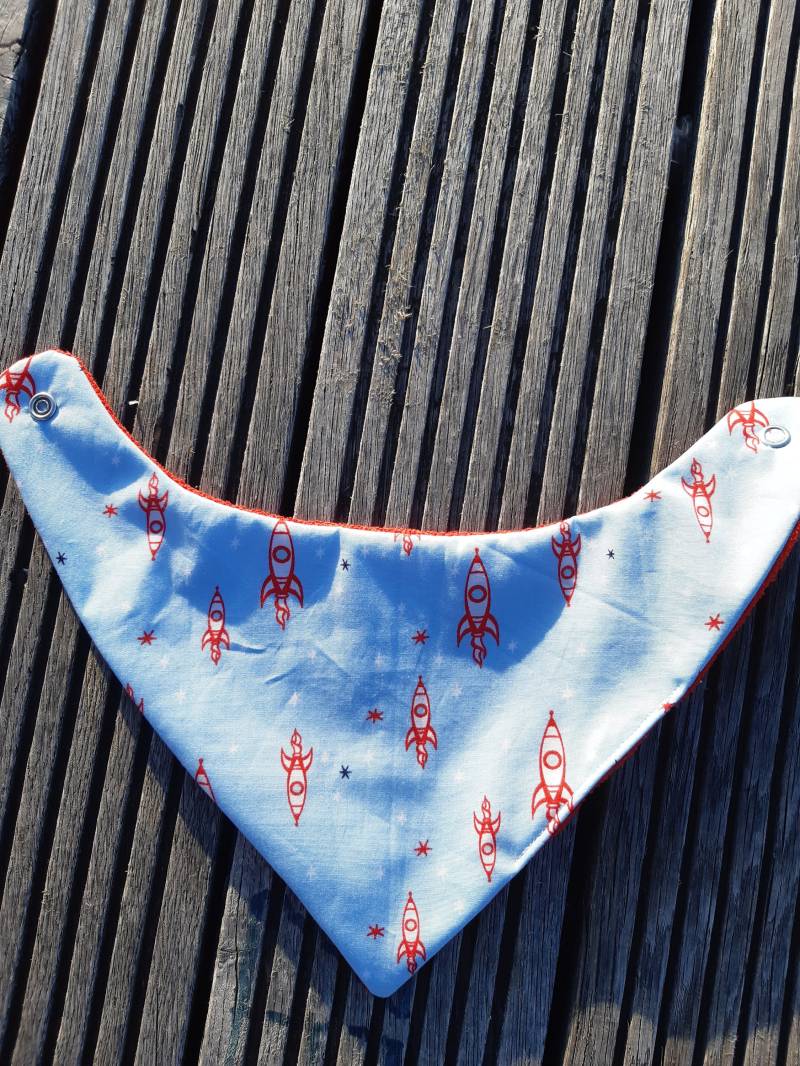 Bandana Bätzchen "Rote Raketen" von Etsy - GingerNessCreation