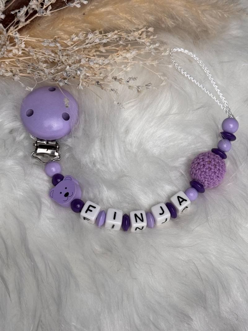 Schnullerkette Mit Namen - Verschiedene Lila Töne Geschenkidee Babyparty Personalisiert von Etsy - GlamAccessoires