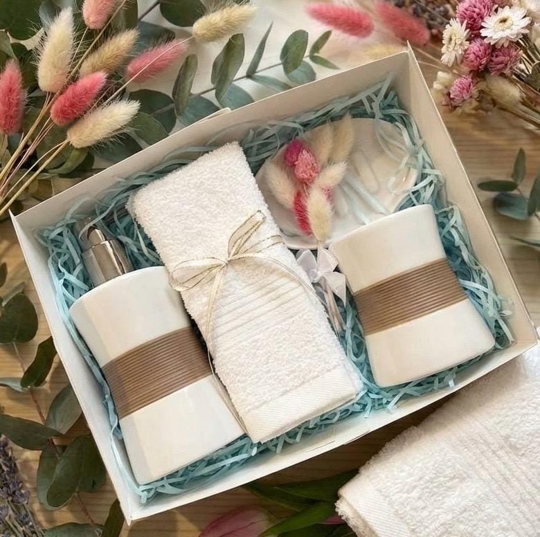 Geschenkset Für Zuhause. Geschenk-Set Badezimmer. Geburtstag. Muttertag. Valentinstag. Weihnachten Geschenkset Für Zuhause. Geschenk-Set Badezimmer. Geburtstag. Muttertag. Valentinstag. Weihnachten von Etsy - Glucksgefuhl