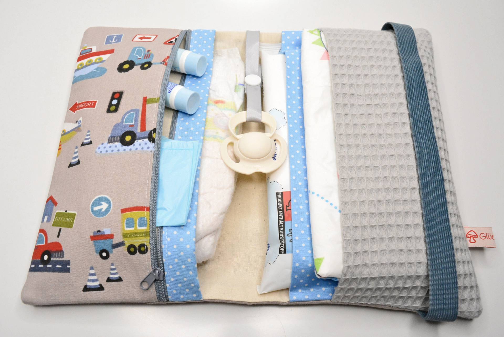 Windeltasche Mit Wickelunterlage | Organizer Für Windeln & Feuchttücher Handmade Geschenk Geburt von Etsy - Glueckspilzig