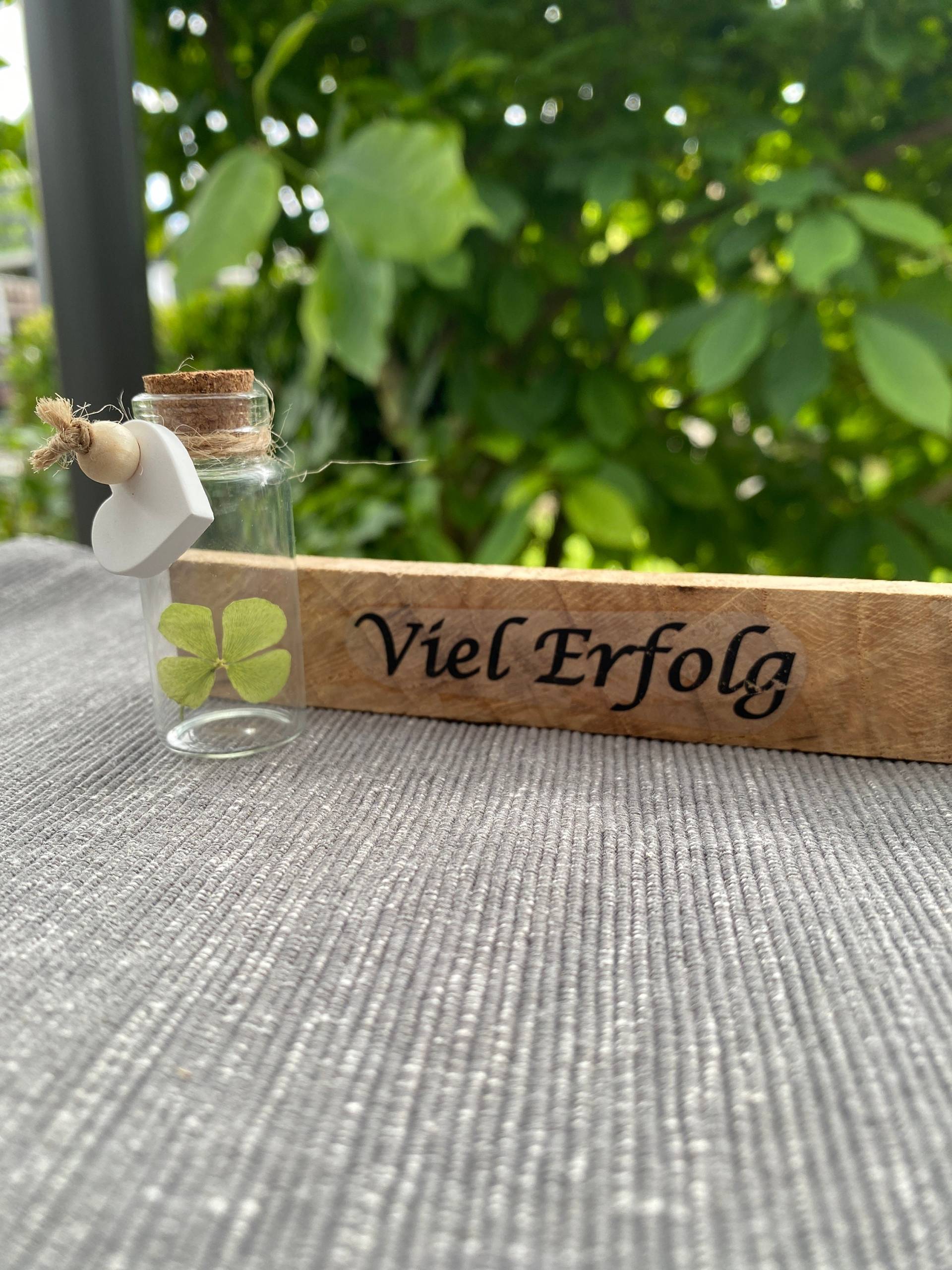 Kleeblatt „Viel Erfolg"/Glück/ Glücksbringer Abitur Prüfung Bachelor Führerschein Kleeblatt „Viel Erfolg"/Glück/ Glücksbringer Abitur Prüfung Bachelor Führerschein von Etsy - Glueckwaerts
