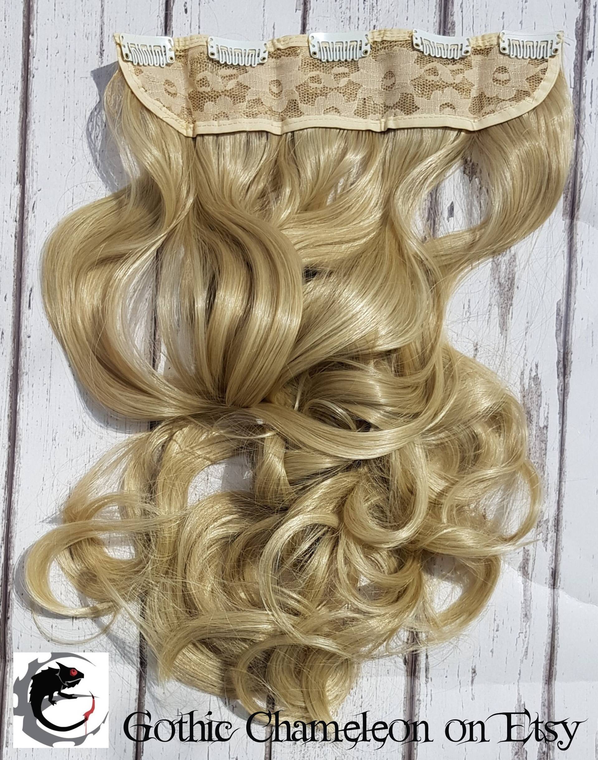 Blonde Mischung Curled Clip in Haarverlängerung 21 Zoll Versandfertig von Etsy - GothicChameleon