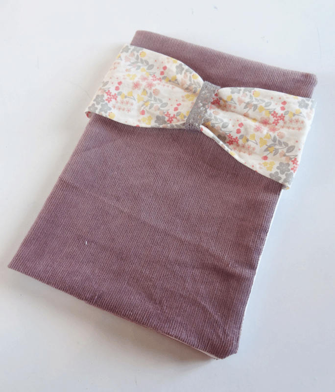 Schützen Sie Persönliche Gesundheitsakte, Schützen Sie, Blumen, Geschenk Baby Bogen, Lila, Grau Spitze Gesundheit Zeitschrift Schützen Sie Persönliche Gesundheitsakte, Schützen Sie, Blumen, Geschenk Baby Bogen, Lila, Grau Spitze Gesundheit Zeitschrift von Etsy - GouttelettesdO