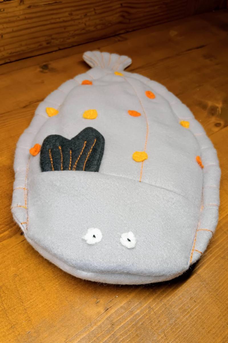 Frieda Flunder, Rapskissen/Körnerkissen von Etsy - GrannyundMaDesign