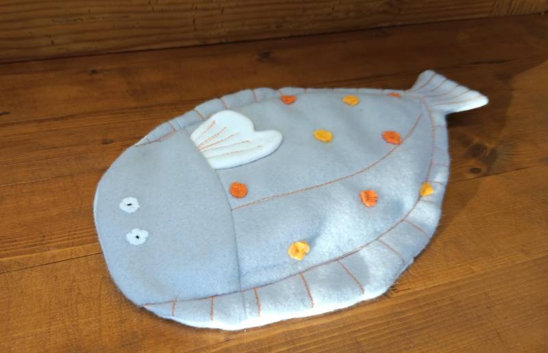 Frieda Flunder, Rapskissen/Körnerkissen von Etsy - GrannyundMaDesign