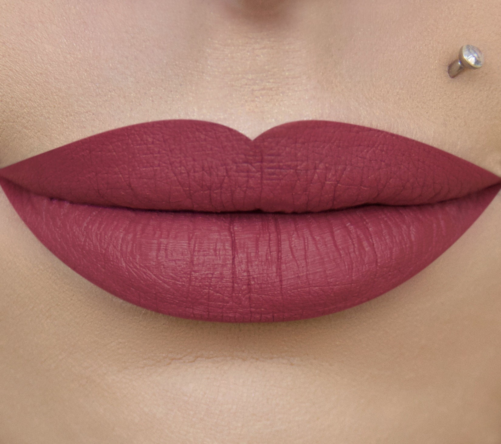Obsessed Satin Liquid Lippenstift Obsessed Satin Liquid Lippenstift von Etsy - GuidottiCandle