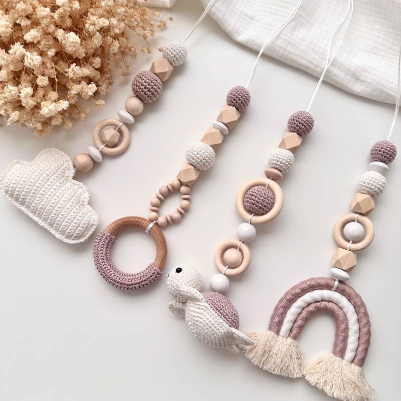 Oktopus Anhänger Naturtöne Makramee Babygym Geburtsgeschenk Taufe Muttergeschenk Babyshower Handmade Montesorri von Etsy - HACCraftsLittle