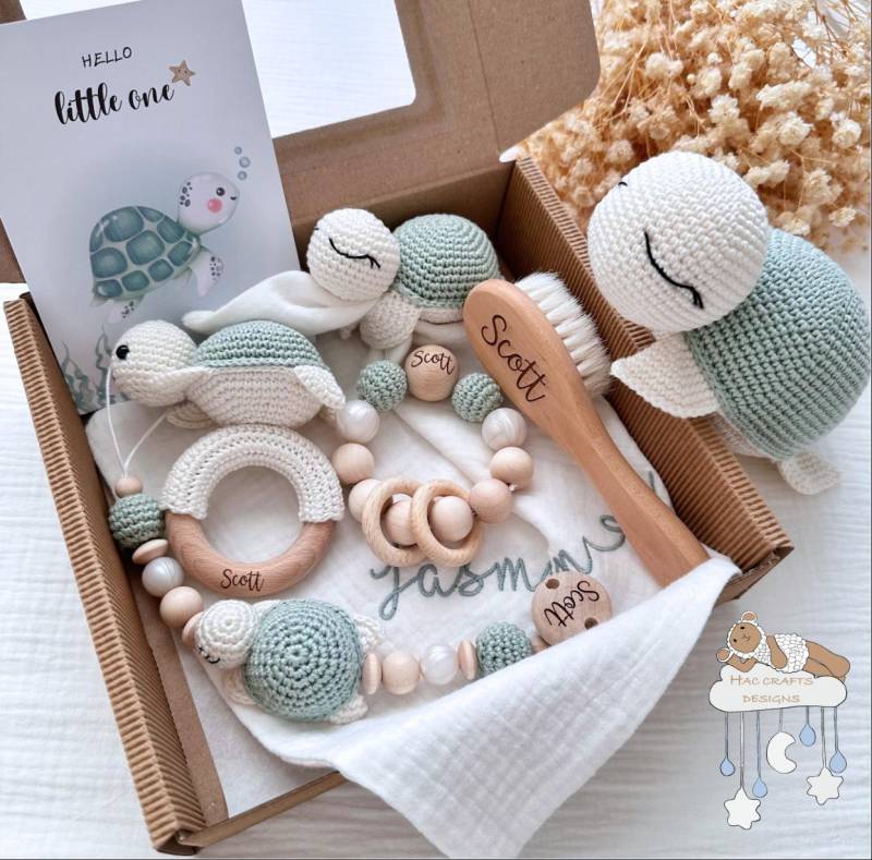 Personalisiertes Baby Geschenkset, Geburtsgeschenk, Geschenkbox Zur Geburt von Etsy - HACCraftsLittle