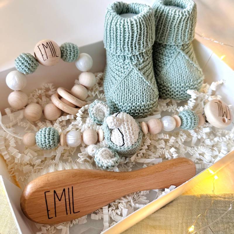 Personalisiertes Baby Geschenkset, Geburtsgeschenk, Geschenkbox Zur Geburt Personalisiertes Baby Geschenkset, Geburtsgeschenk, Geschenkbox Zur Geburt von Etsy - HACCraftsLittle