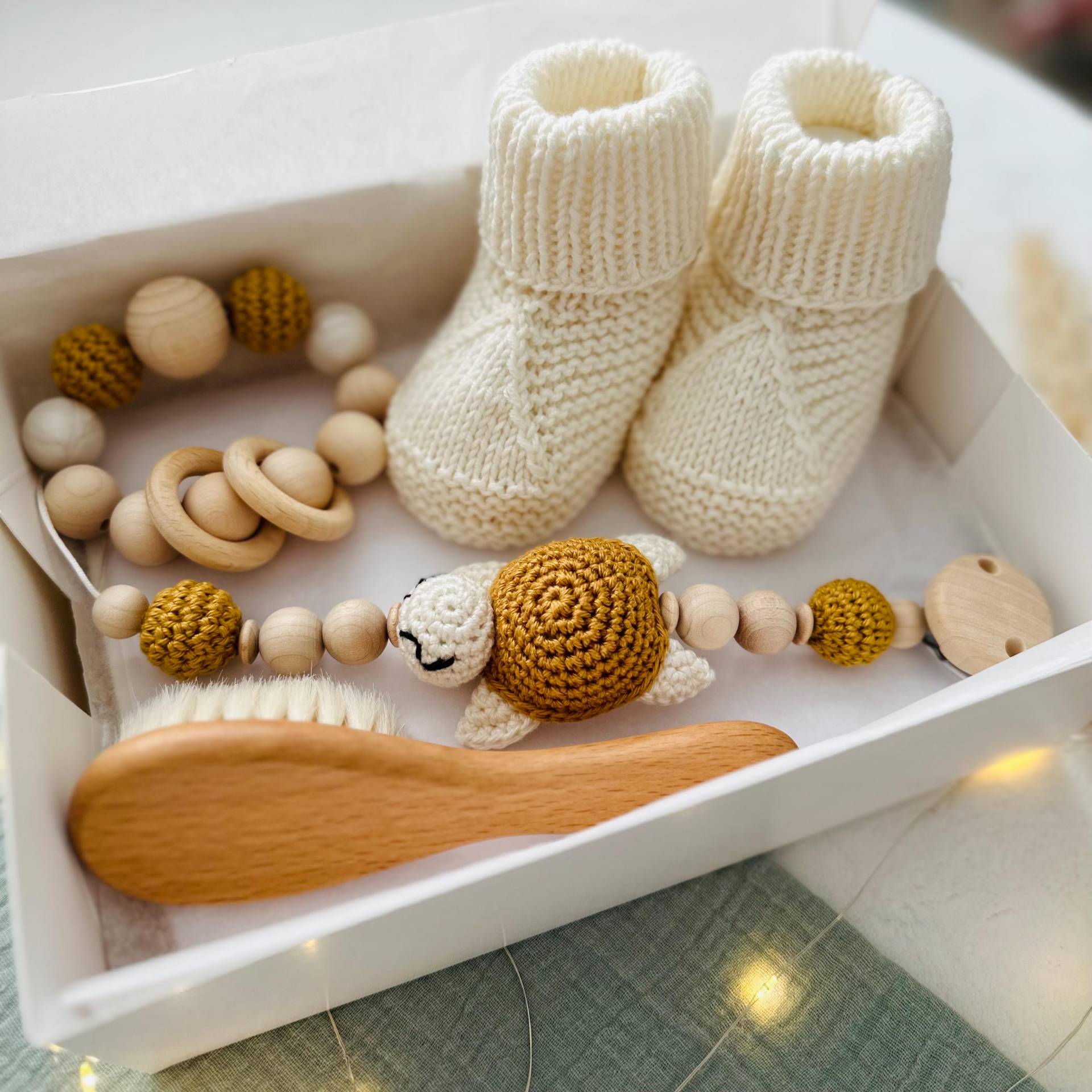 Personalisiertes Baby Geschenkset, Geburtsgeschenk, Geschenkbox Zur Geburt Personalisiertes Baby Geschenkset, Geburtsgeschenk, Geschenkbox Zur Geburt von Etsy - HACCraftsLittle