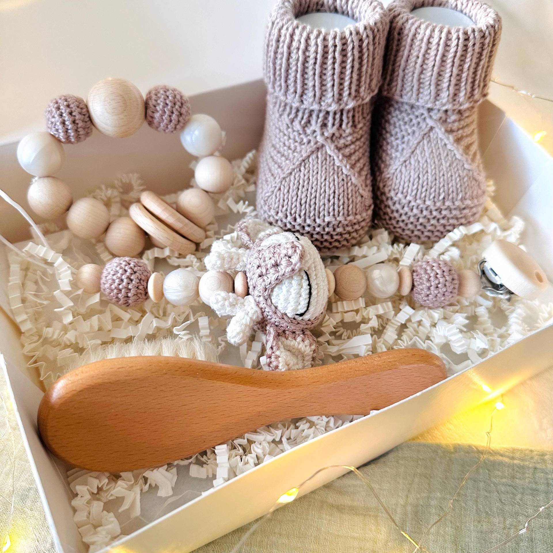 Personalisiertes Baby Geschenkset, Geburtsgeschenk, Geschenkbox Zur Geburt Personalisiertes Baby Geschenkset, Geburtsgeschenk, Geschenkbox Zur Geburt von Etsy - HACCraftsLittle