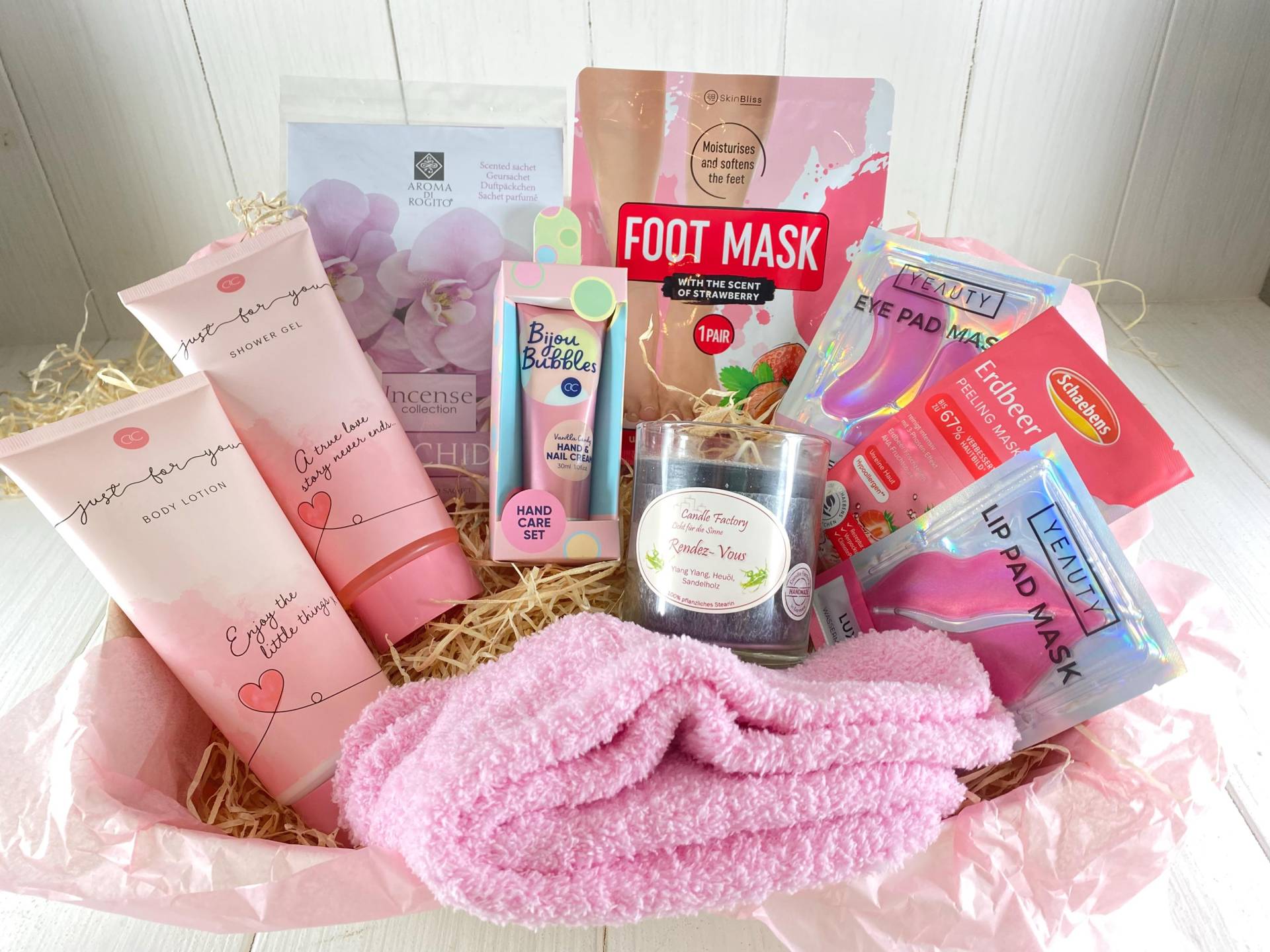 Frauen Personalisierte Geschenkbox Frauen, Beauty , Freundin, Wellness, Valentinstag, Muttertag, Herz, Rose Frauen Personalisierte Geschenkbox Frauen, Beauty , Freundin, Wellness, Valentinstag, Muttertag, Herz, Rose von Etsy - HANSELSSHOP