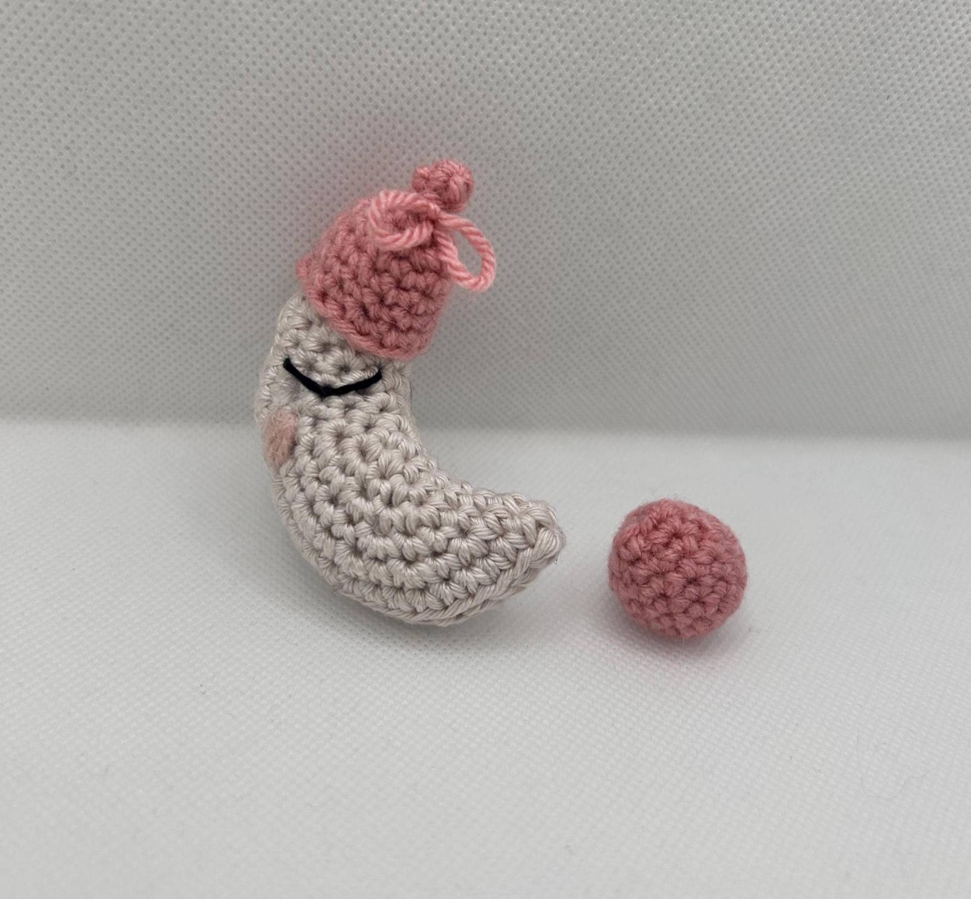 Schnullerkette Moni Mond - Gehäkelt & Personalisierbar Handgemachte Baby von Etsy - HaekelliebeMe