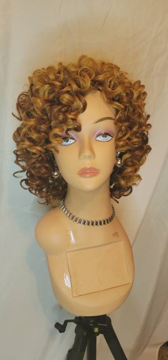 Neue Handgefertigte Echthaar Mix Locken Perücke Farbe #27/30 von Etsy - HairProphecyWigShop