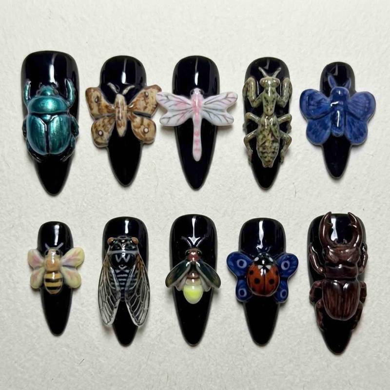 Handmade 3D Insect Press On Nails | Beetles, Praying Mantis, Dragonfly & Bee On Black Long Almond For Dark Nature Vibe Handmade 3D Insect Press On Nails | Beetles, Praying Mantis, Dragonfly & Bee On Black Long Almond For Dark Nature Vibe von Etsy - HandmadeByDanaLukes