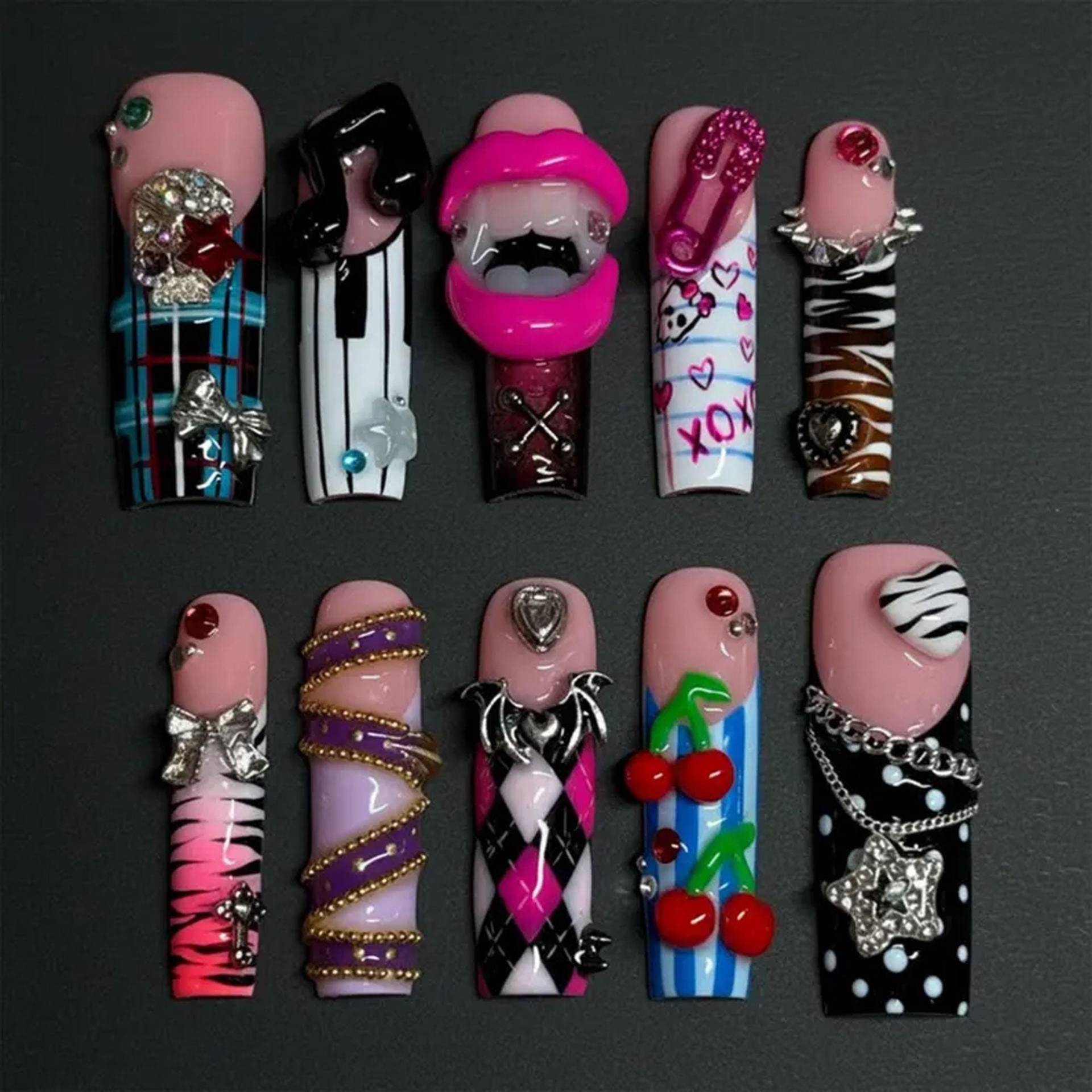 Handmade Y2K Punk Press On Nails | Emo Lips & Chains Zebra, Plaid 3D Charms Alt Aesthetic Set von Etsy - HandmadeByDanaLukes