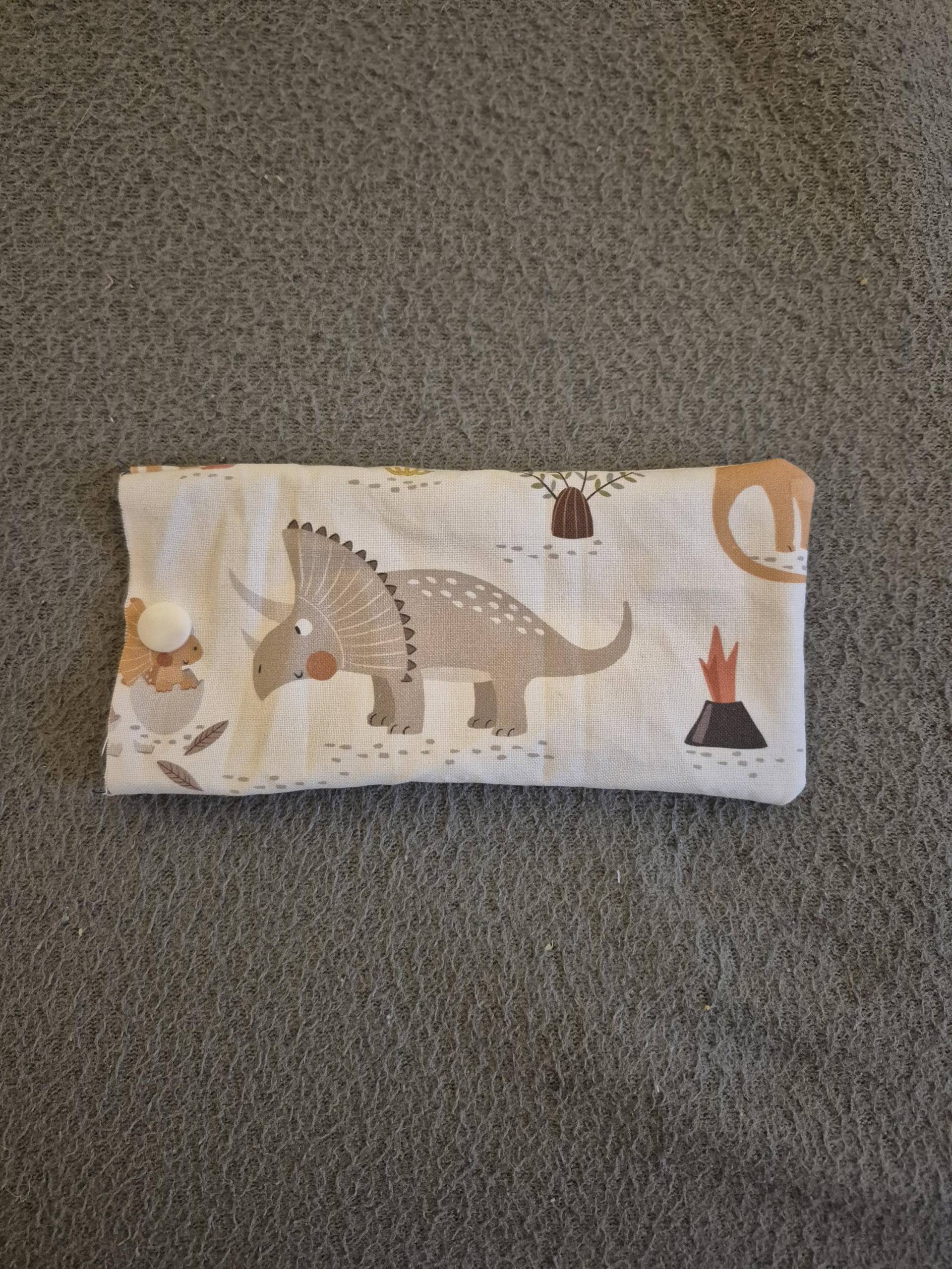 Kühlpack Hülle Mit Dinos von Etsy - HandmadebySEWShop