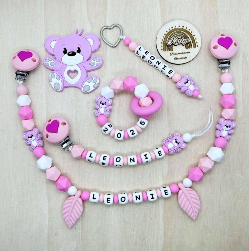 Babygeschenk Schnullerkette Mit Name , Kinderwagenkette, Schlüsselanhänger Und Greifling Aus Silikon Perlen Bär + Ring Adaptor Gratis von Etsy - Handmadekatlyn
