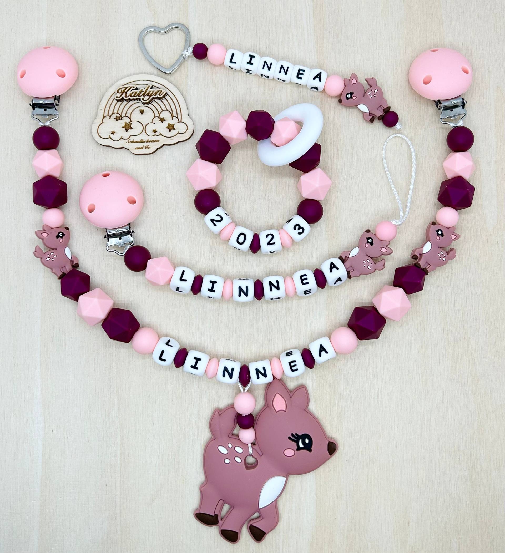 Babygeschenk Schnullerkette Mit Name , Kinderwagenkette, Schlüsselanhänger Und Greifling Aus Silikon Perlen Reh + Ring Adaptor Gratis Babygeschenk Schnullerkette Mit Name , Kinderwagenkette, Schlüsselanhänger Und Greifling Aus Silikon Perlen Reh + Ring Adaptor Gratis von Etsy - Handmadekatlyn