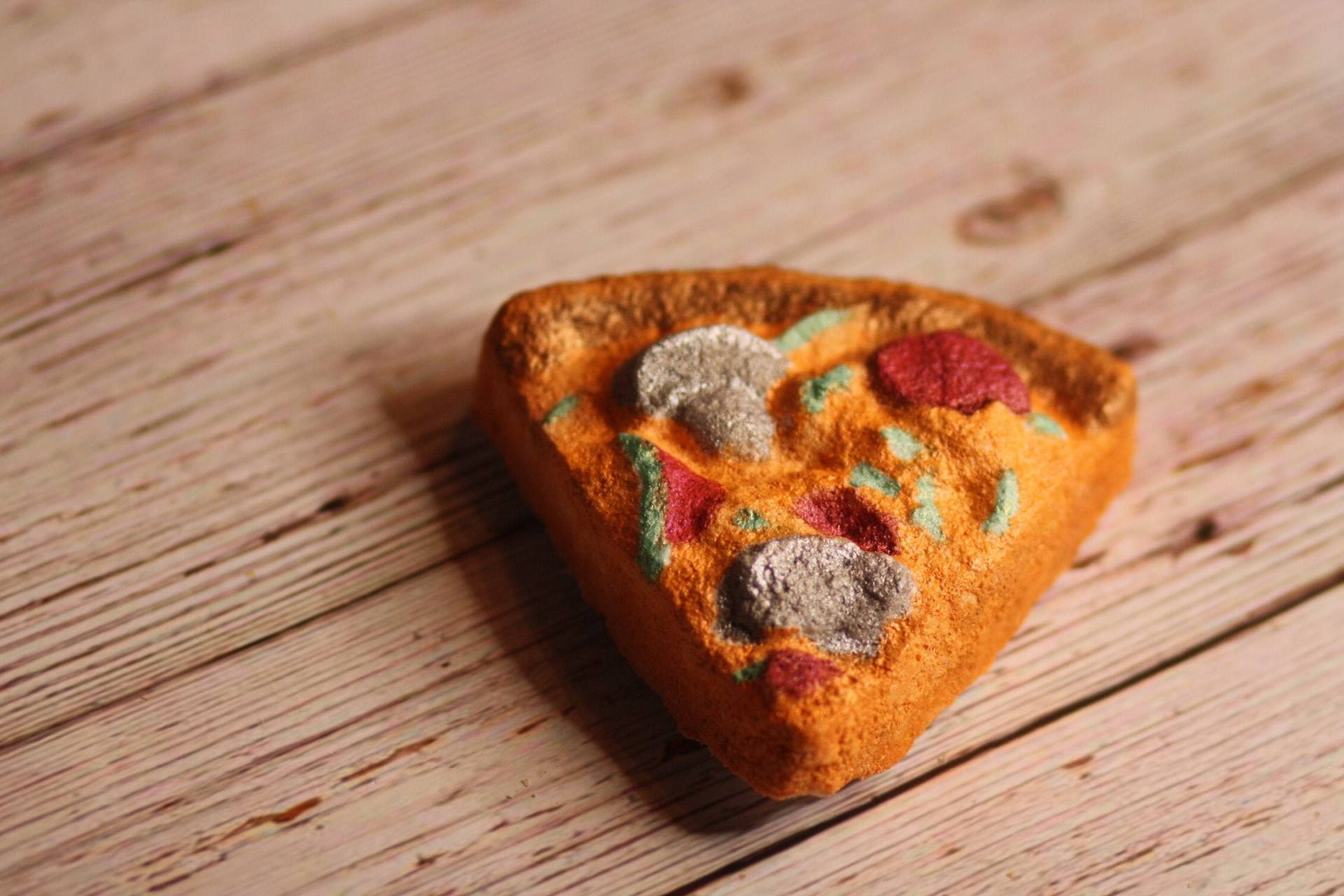 Pizza-Badebombe Pizza-Badebombe von Etsy - HandmadenSoapCo