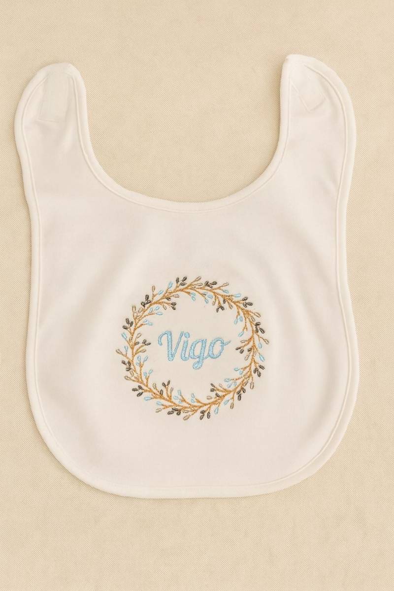 Personalisierbares Baby & Kleinkind Lätzchen Mit Blauem Kranz von Etsy - HannesHollywood