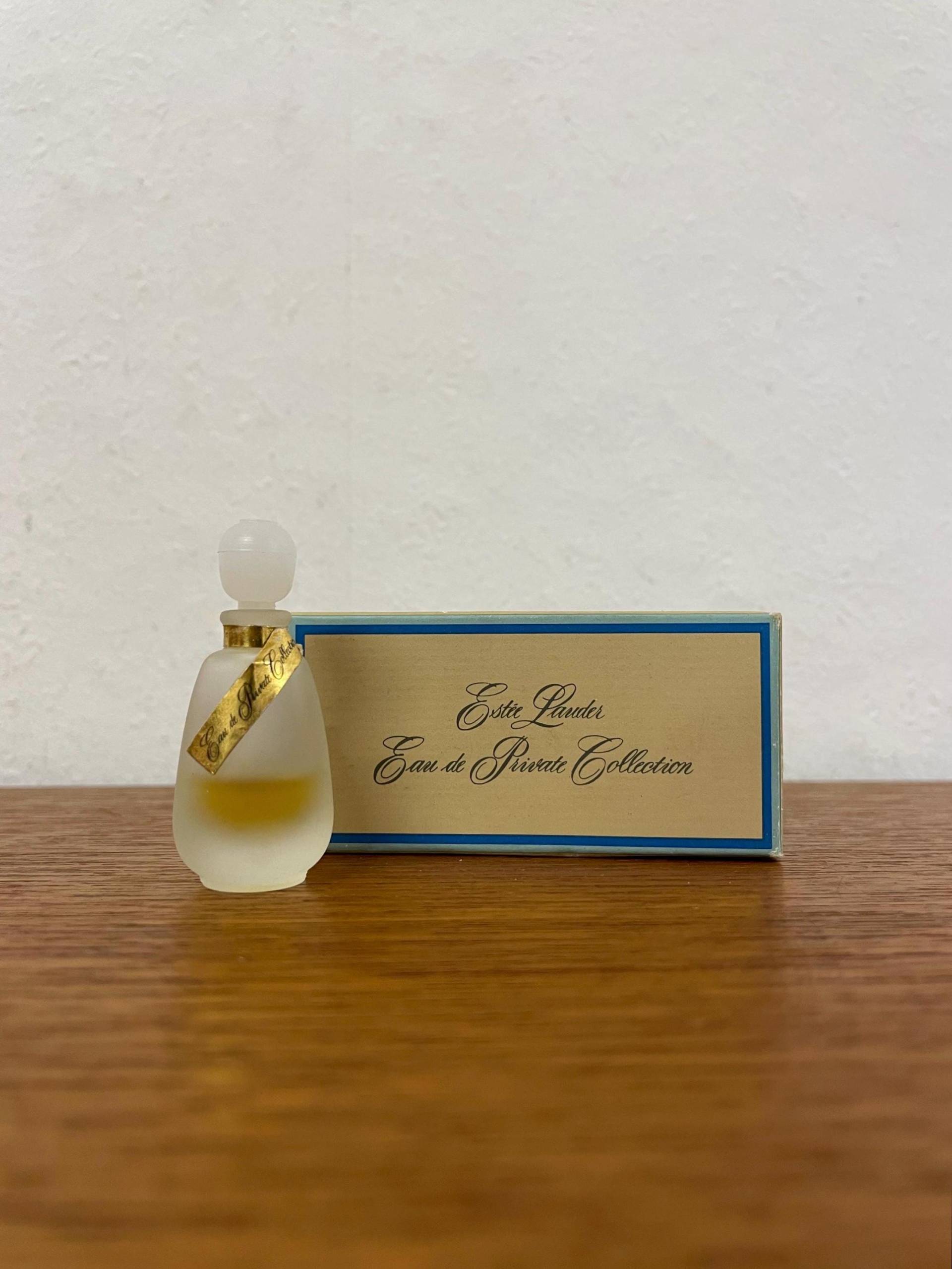 Mini Vintage Estée Lauder Eau De Private Collection Parfum Miniatur Flakon Mit Ovp Duft Mini Vintage Estée Lauder Eau De Private Collection Parfum Miniatur Flakon Mit Ovp Duft von Etsy - HannoverVintagestore
