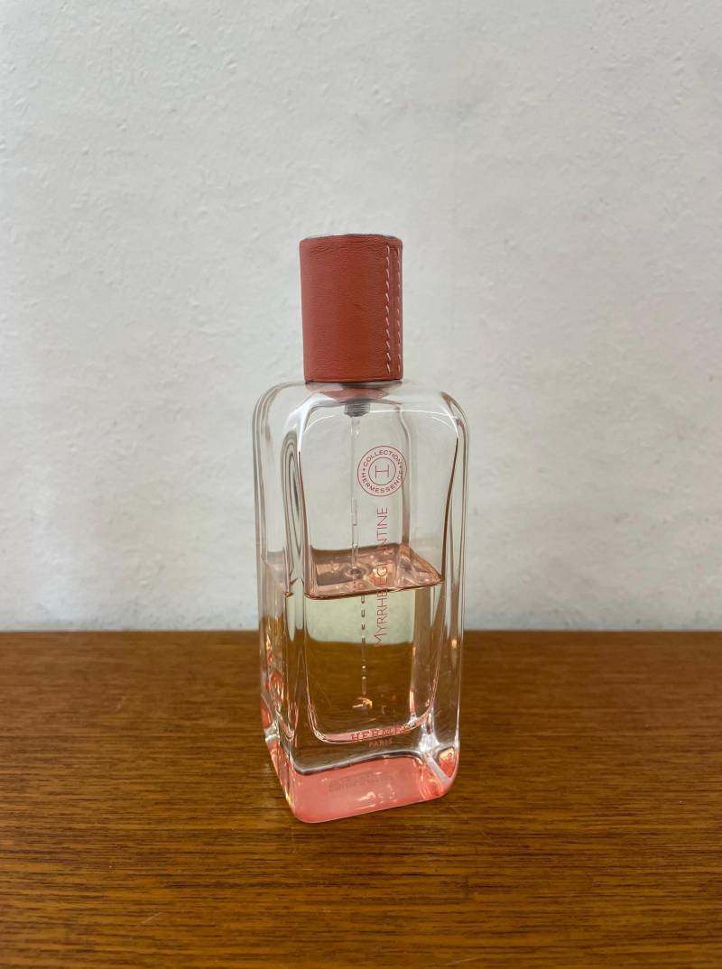 Vintage Hermès Myrrhe Églantine Parfum Eau De Toilette 100Ml Flakon Duft Vintage Hermès Myrrhe Églantine Parfum Eau De Toilette 100Ml Flakon Duft von Etsy - HannoverVintagestore