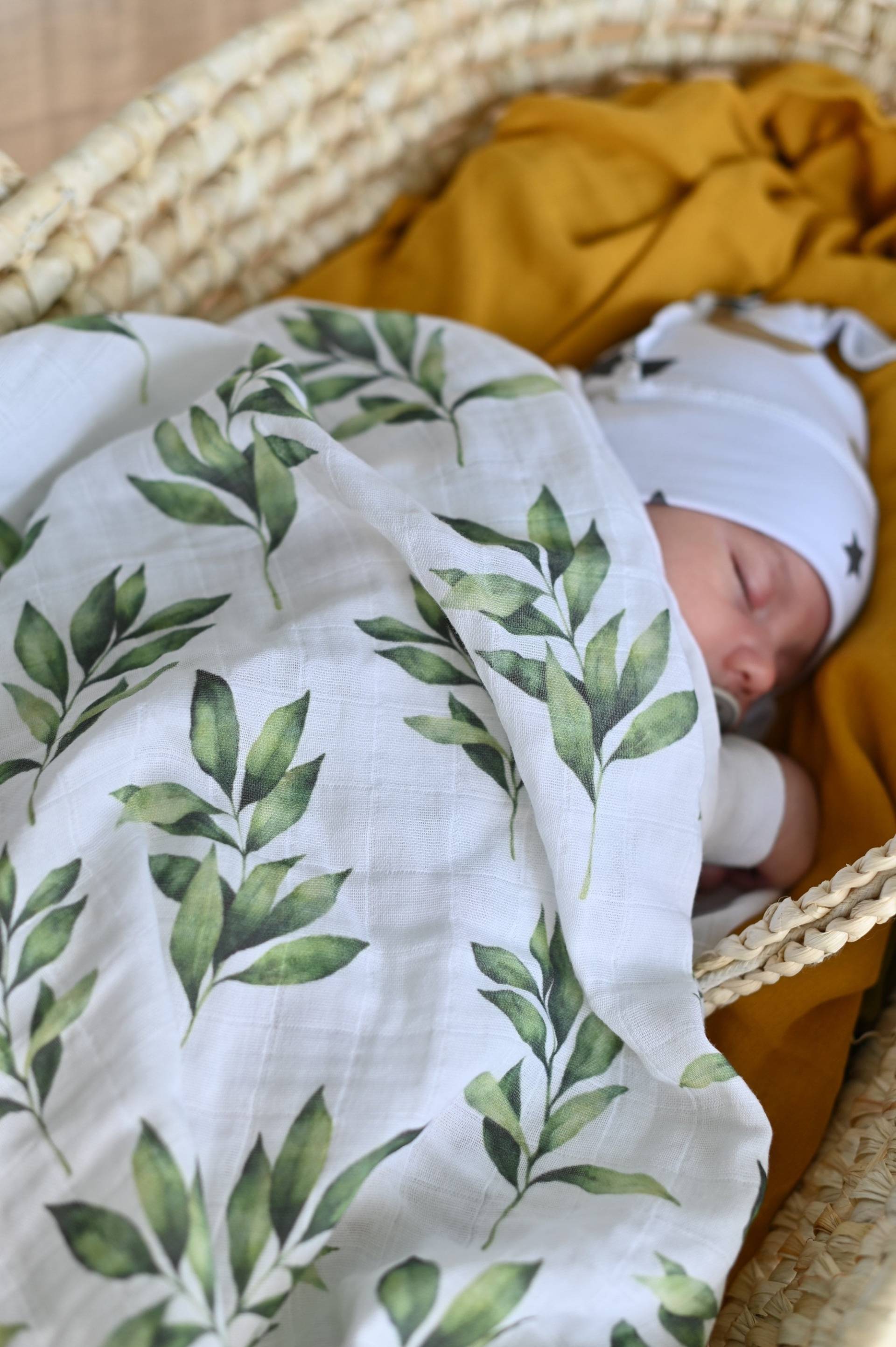 Musselin Swaddle-Decke Mit Eukalyptus-Print Baby Wrap Aus Bambus-Baumwolle | 90 X 80 cm von Etsy - HappyBabyEU