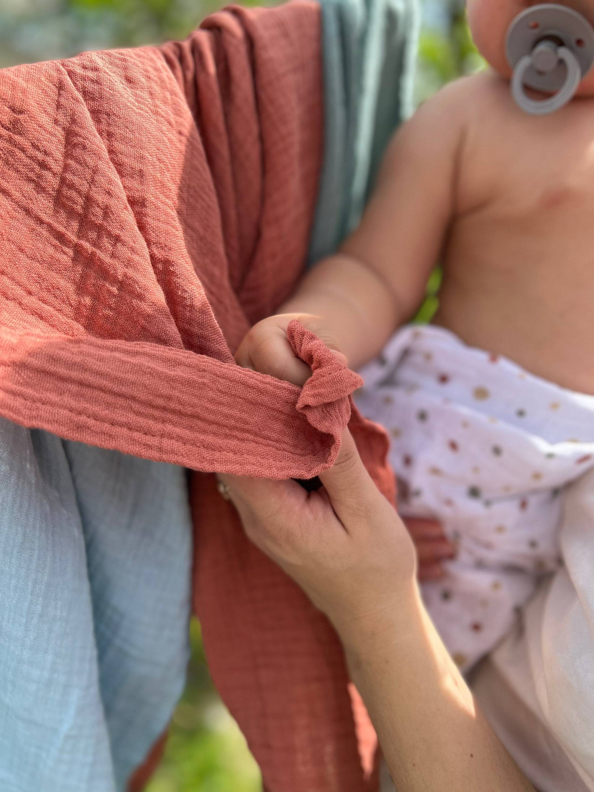 Terracotta Musselin Swaddle/Swaddle Decke/Musselin Decke/Baumwollgaze/Spucktuch/Breatsfeeding Bezug/Babyshower Geschenk/Swaddle Wrap Terracotta Musselin Swaddle/Swaddle Decke/Musselin Decke/Baumwollgaze/Spucktuch/Breatsfeeding Bezug/Babyshower Geschenk/Swaddle Wrap von Etsy - HappyBabyEU
