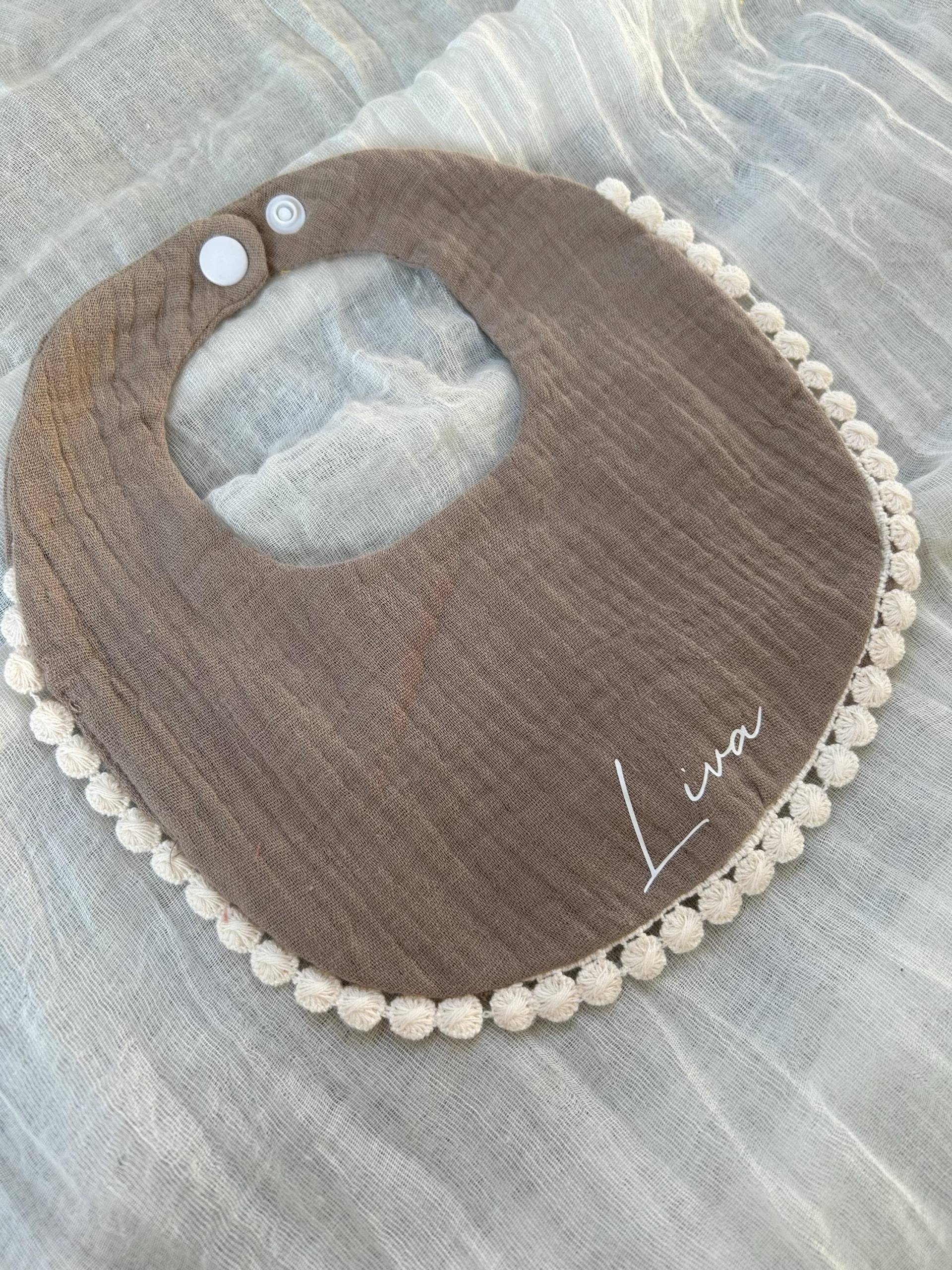 Lätzchen , Personalisiert, Mit Namen Halstücher Personalisierbar, Musselin Tuch, Mädchen Kleinkind Geschenke, Geschenke Zur Geburt Taufe von Etsy - HappymomentsDE