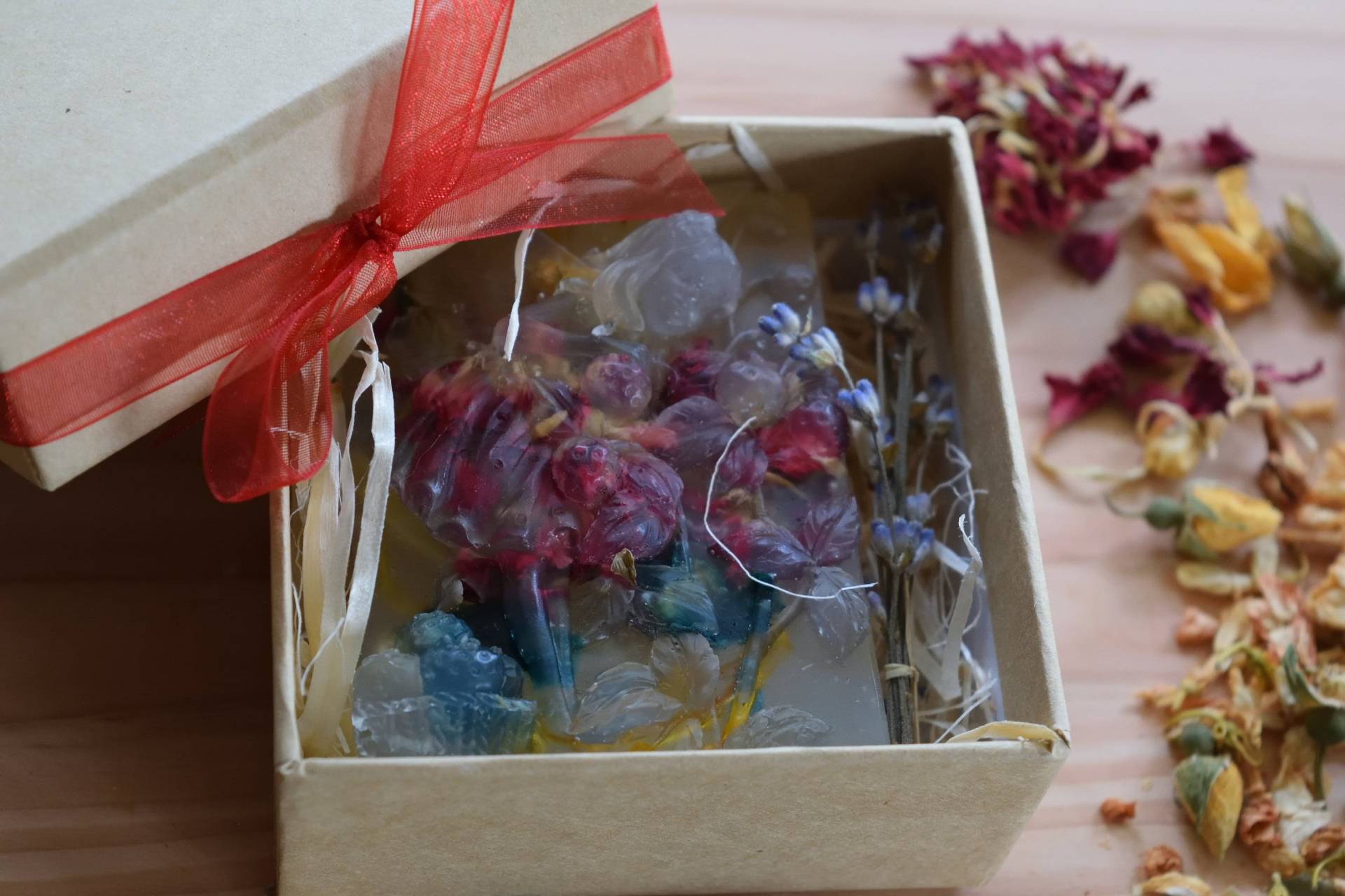 Rosenseife. Wohndekor. Exklusive Handgemachte Seife „stopp Die Zeit...naturseife Rosenseife. Wohndekor. Exklusive Handgemachte Seife „stopp Die Zeit...naturseife von Etsy - Hathor93