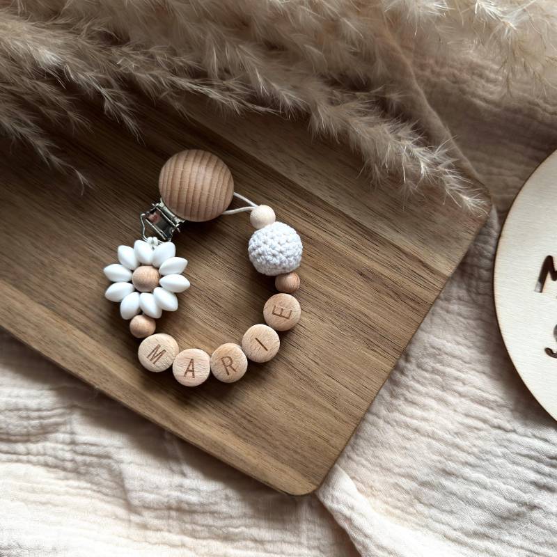 Personalisierte Schnullerkette | Mit Blume |Schnullerkette Name Babygeschenk Für Mädchen von Etsy - Hauniper