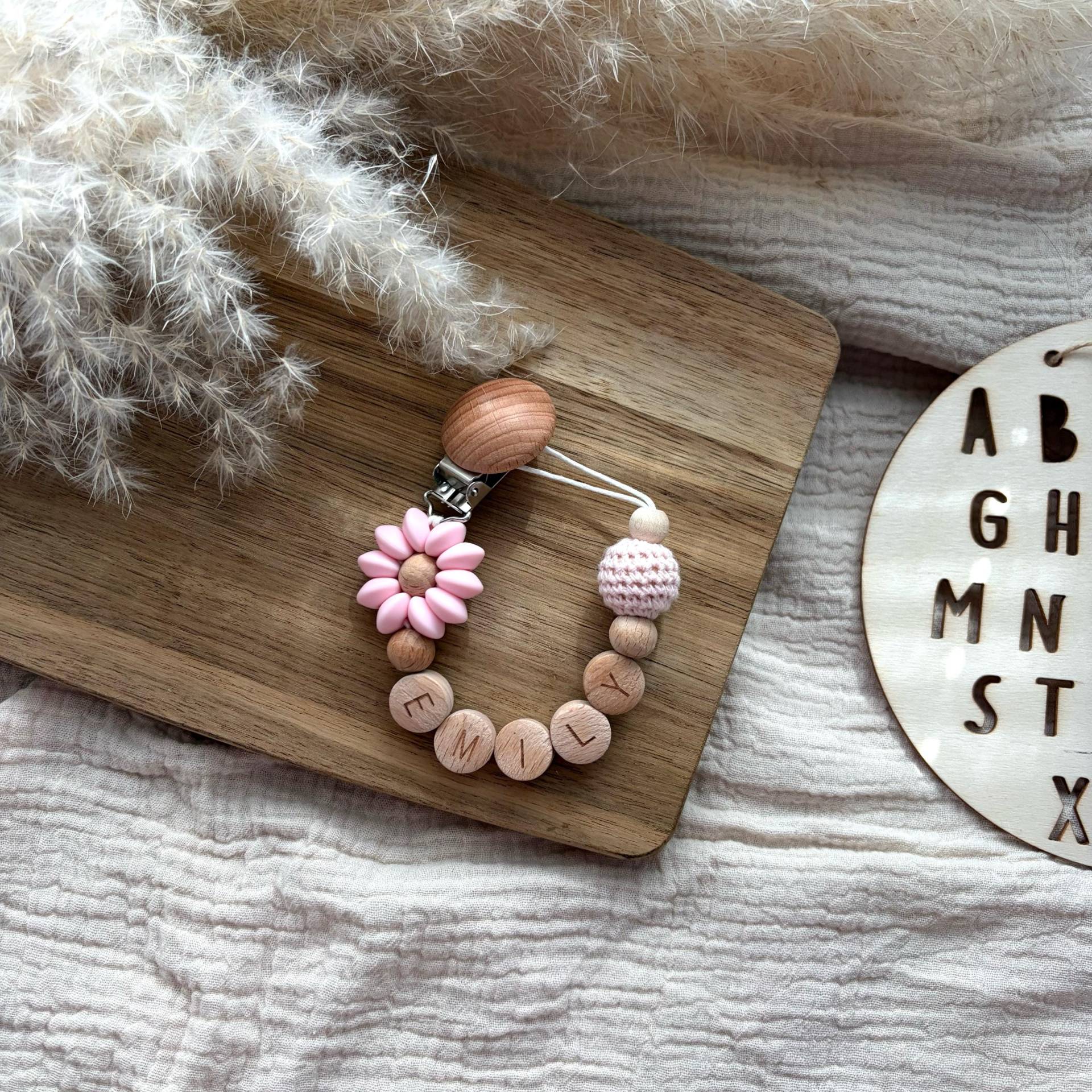 Schnullerkette Personalisiert | Mit Blume |Schnullerkette Name Babygeschenk Für Mädchen Pink Schnullerkette Personalisiert | Mit Blume |Schnullerkette Name Babygeschenk Für Mädchen Pink von Etsy - Hauniper