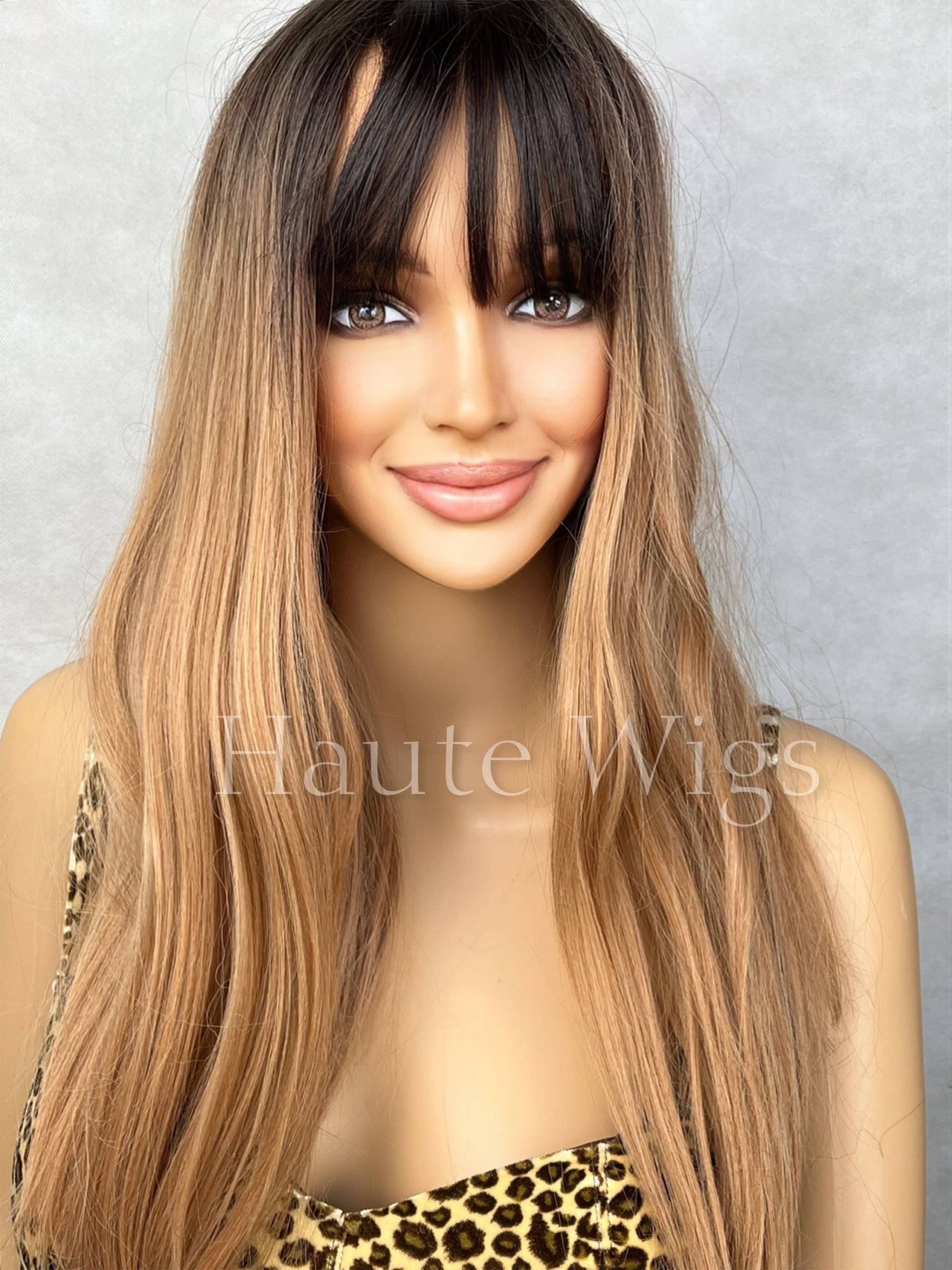 Dunkle Wurzeln Brünett Braun Ombre 20 Zoll Frauen Lange Perücke 100% Kunsthaar Fransen Pony Gerade Gewellt Hitze Beständig Highlights Balayage Dunkle Wurzeln Brünett Braun Ombre 20 Zoll Frauen Lange Perücke 100% Kunsthaar Fransen Pony Gerade Gewellt Hitze Beständig Highlights Balayage von Etsy - HauteWigs